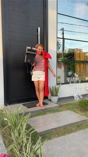 DICAS | por Thaynara Santos on Instagram: "Oque vocês acharam?⛄️❄️🎅🏼 #2025 #natal #merry #merrychristmas #decor"