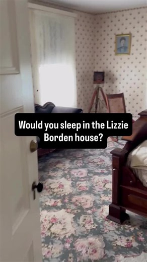 Imagine sleeping in the same room where Abby Borden was killed alongside the bed. Or hanging out at night in the parlor where Andrew Borden was attacked. Could you do it? 👻 #ghoststories #lizzieborden #momsnightout #travelwithus #bebrave