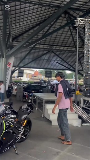 Exploring Modified Crown Motors in Kandy