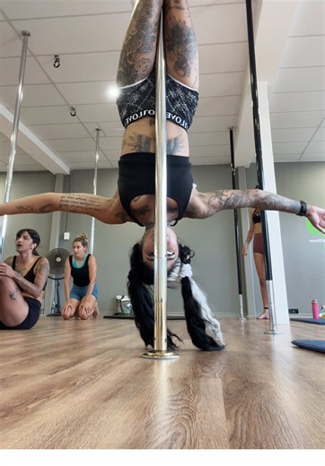 Beginner's Guide to Pole Fitness: Tips and Techniques