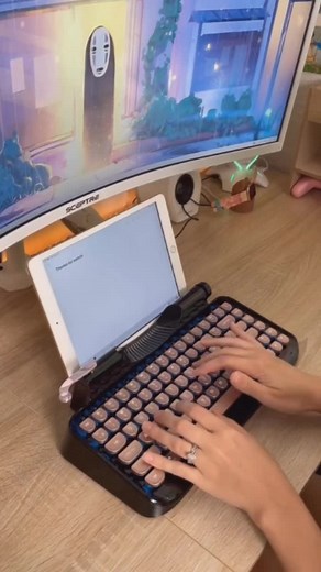 Unboxing Knewkey Retro Keyboard 🖤 #fyp #knewkey #typewriter #retro #keyboard #unboxing #black #asmr #satisfyingvideo #mechanicalkeyboard @gardeneevee