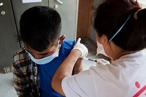 World AIDS Day: Why are people living with HIV still dying in India? | MSF