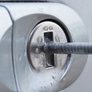 1.2M views · 706 reactions | Winter Car Hacks & Other Necessary Tips | Crafty Panda How | Facebook