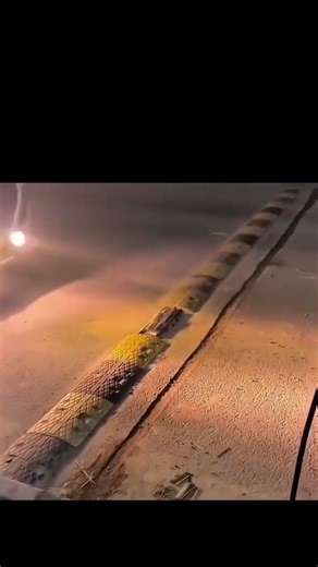 security scanner machine // airport security // #shorts #security #trending