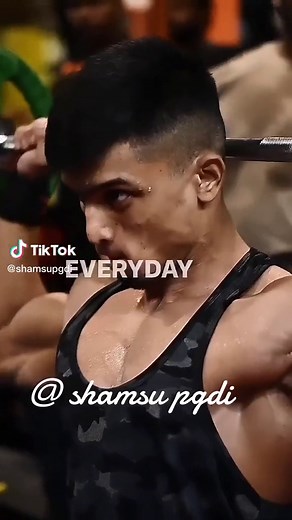 Bicep Curls: Strength Training Motivation in the Gym