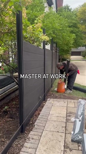 Master at Work 🔥 | Greenwood Fence Composite + Aluminum Best Seller
