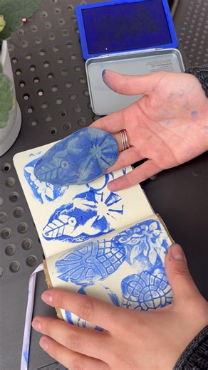 stamping in journal / scrapbookaesthetic ideas #artjournal #stamping #krakow