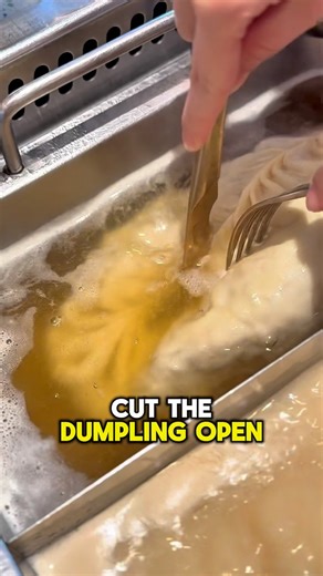 3.2K views · 12 reactions | The biggest dumpling 寧 in Singapore ? BEAUTY IN THE POT is now serving this GIANT Seafood Dumpling twin pot soup base for free when spend S$50 as a Paradise Group Reward member or just pay with CiitBank cards. Only on Mondays to Fridays (exclude eve of PH and PH). Till 29 April 2025: #sgfood #sgfoodie #reels #comfortfood #WhereToEat #dumpling #hotpot #soup #singapore #chinesefood #food #Foodie #tiktoksg #sgtiktok | SUPERADRIANME.com | Facebook