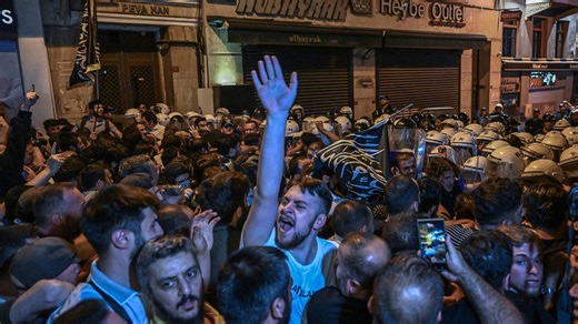 Clashes in Istanbul over alleged ‘Prophet Muhammad’ cartoon