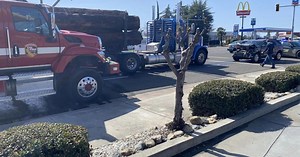 2 taken to hospital after crash in Red Bluff