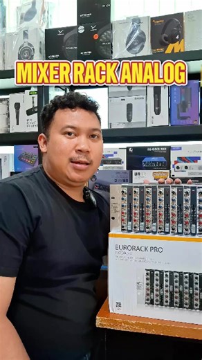 Mixer analog serbaguna buat live sound & recording Behringer RX1202FX hadir dengan 12-input, preamp mic jernih, dan multi FX processor built-in-praktis tanpa perlu efek tambahan. Cocok untuk band, rumah ibadah, event, sampai studio rumahan. Kontrol lengkap, suara rapi, kerja makin efisien. #Behringer #RX1202FX #AnalogMixer #LiveSound #AudioMixer