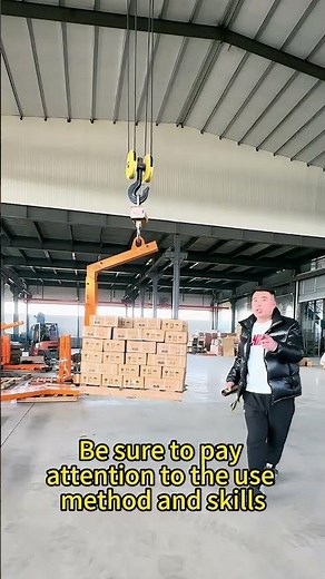 Self-Balance Crane Pallet Fork | Adjustable Fork Width & Automatic Leveling Design