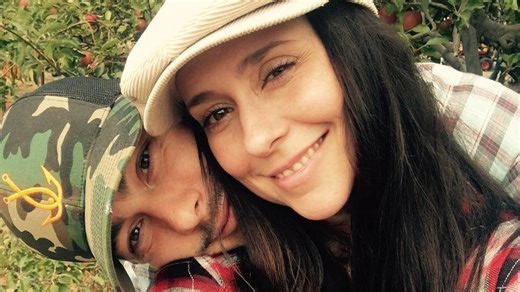 The truth about Jennifer Love Hewitt's husband, Brian Hallisay