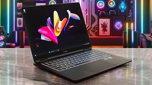 HP OMEN Transcend 14 (14-fb0000)レビュー - このミニゲーミングビーストはパンチが効いている