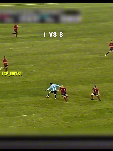 Messi's overrated dribbling skills vs 11 #messi #messi_king #football #fyp #goat