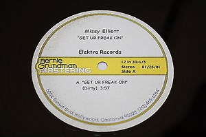 Missy Elliott - Get Ur Freak On