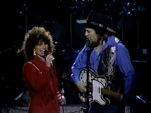 Flashback: See Waylon Jennings, Jessi Colter's Uplifting 'Storms Never Last' Duet