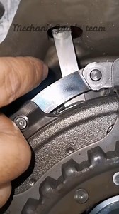 Fix clutch oil leakage . Replace the parts and process of double clutch installation. #mechanic #mechanicjack #doubleclutch | Mechanic Jack's team