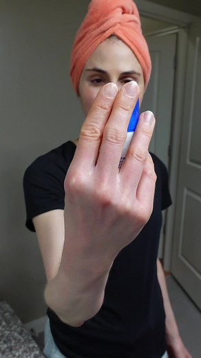 13K views · 109 reactions | How to get results with Differin gel? Patience & consistency are key! Results don’t happen overnight & Differin alone is not always adequate to control acne for everyone. #acnetreatment #acneskincare #differin | Dr Dray | Facebook