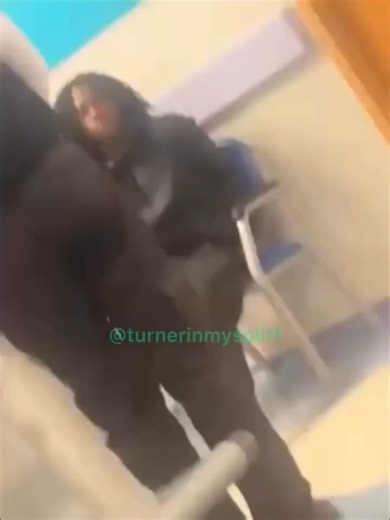 DrillX10🚀 on Instagram: "Dsavv who escaped from prison has now veen caught. Dangerous prisoner, 21, caught by cops following huge manhunt after he escaped hospital when guards ‘made mistake. A DANGEROUS prisoner who escaped from bungling jail guards on a hospital visit has been caught after a huge police manhunt. Daniel Boakye – caged for a string of knifepoint robberies – was heading back to custody after being snared by cops at an address in south-east London. Police also arrested two 