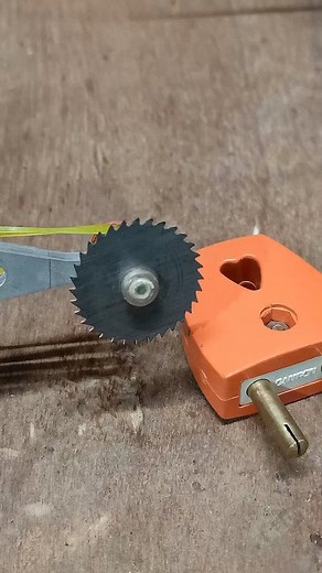 157K views · 733 reactions | Robotic saw arm cutting power #electrical #electronics #electrician #tech #techno #technology #engineering #engineer #project #experiment #robo #robotics #science #circuit #diy #science #reelsinstagram #réel #instagram | Science & Engineering | Facebook