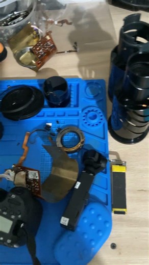 Rutinitas kegidupan sehari-hari hanya bergelut dengan kamera lensa dll