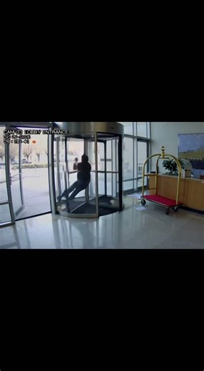 Got Trapped in a Revolving Door and It Wouldn’t Stop Spinning 🚪😱