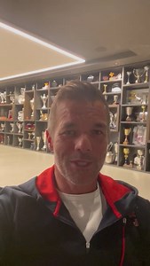 Mauvaise nouvelle les amis, Sébastien Loeb ne pourra pas être parmi nous ce week-end pour la grande finale à Super Besse 😔 On vous annonce très vite le nom du pilote qui le remplacera ! #tropheeandros #superbesse | Trophée Andros