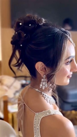 Cocktail Party Messy Bun Hairstyles for Medium Hair | Top Messy Bun Hairstyle