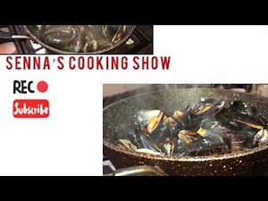 Steamed Mussels in White Wine & Lemon