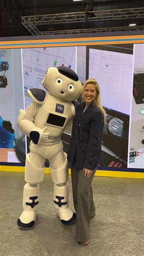 LV: 💡 Nāc uz Atvērto durvju dienu un sajūti TSI atmosfēru pats! 📅 28. februārī plkst. 11:00 📍 Lauvas iela 2, Rīga Varēsi satikt studentus un pasniedzējus, uzzināt par studiju programmam, saņemt informāciju par budžeta vietām un atlaidēm. ⠀ Kāpēc izvēlēties TSI? • Studiju programmās galvenais uzsvars ir uz praktisku pieredzi — darbs ar reāliem instrumentiem un tehnoloģijām, tostarp AI. • Studenti no 45 valstīm —starptautiska, dzīva un motivējoša vide. • Mācības notiek modernās laboratorijās ar