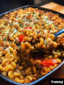 Cheesy Beef Macaroni Bake Ingredients → Main Ingredients 500 g elbow macaroni 500 g ground beef 1 tablespoon olive oil 1 small onion, finely chopped ...... Full Recipe in Coʍmеոτ 💬 | Homemade Recipes