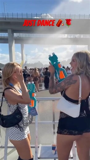 Lets go Dancing ❤️‍🔥 #dj #dance #ravinglifestyle #electronicmusic #shorts