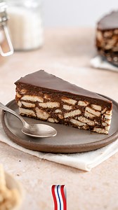 344K views · 1.8K reactions |  Čokoladna keks torta  Keks u...