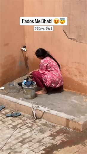 AADITYA BHAI on Instagram: "Padosan Bhabi 🤣🤣 30 Days Setting Challenge Day 1 #padosan #padosanbhabi #bhabi #babubhai #trending #virals #viral #reels #shorts #daychallenge"