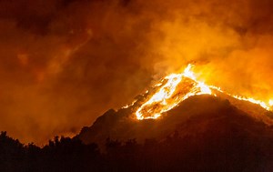 Wildfire chasers are the new tornado chasers