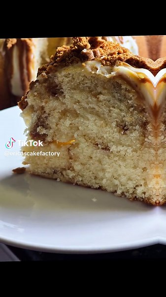 Biscoff Pound Cake Recipe - Easy Homemade Dessert