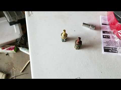 1994 Toyota Pickup V6 3.0 4WD Engine coolant temperature sensor replace