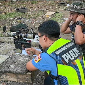 Sinubukan gamitin ang rifle ng SAF Trooper Sniper | Mark Armea