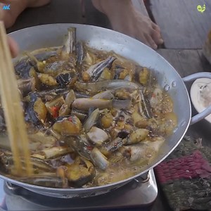 482K views · 8.6K reactions | Canh chua cá chạch rau muống đồng, trên đồng nước nổi mộc hóa 2025 | Nét Quê Channel | Facebook