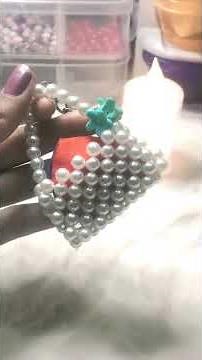 New mini beaded purse keychain is now available 💗❤️