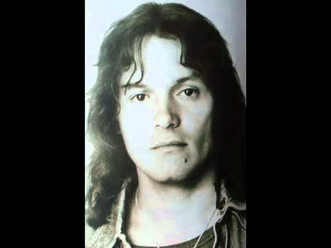 TRB - Szárnyakon szédülő