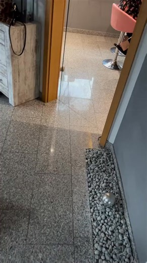 87K views · 901 reactions | Ey Baby #telefonprank #prank #müllabfuhr #anruf #hops | Sydneychat | Facebook