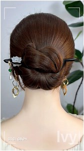 35K views · 310 reactions | Quick & Beautiful Updos | Effortless Hair Ideas  #Hairstyle | Simple Hairstyles. | Facebook