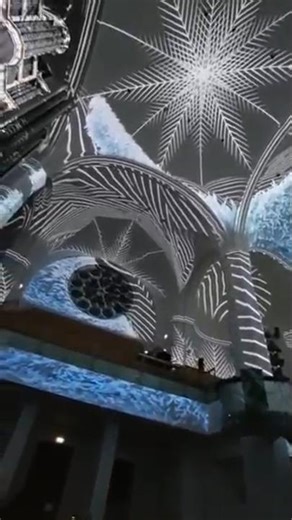 Enlightenment Düsseldorf in der Johanneskirche: eine Immersive Lichtshow - Februar 2026 (Teil 1)