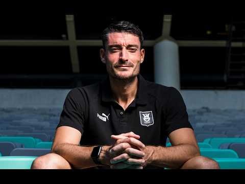 Wer wirft sich für ALBERT RIERA vom BALKON!? 😱