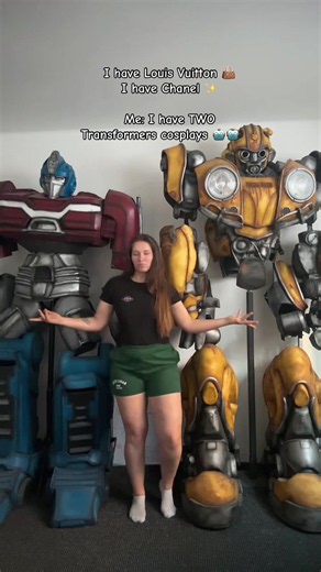 So??? Did I make you jealous?!?!🤖🤖🤖 #transformers #cosplay #cosplayer #transformer #goviral @TRANSFORMERS @Paramount Pictures @Paramount Pictures NL