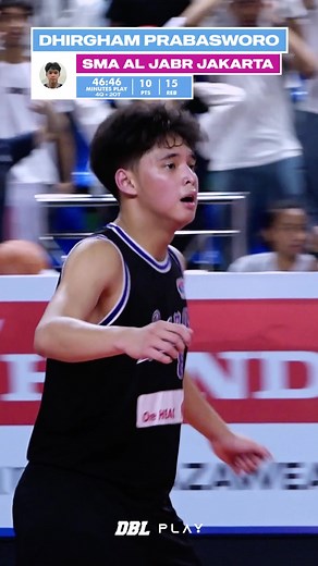 #DBL2023 46 menit 46 detik bermain selama 4 kuarter dan 2 overtime! Membukukan double double dengan 10 poin 15 rebound, Dhirgam menjadi penentu kemenangan SMA Al-Jabr Jakarta dengan menuntaskan misi 2 freethrow terakhirnya di detik-detik akhir pertandingan. Selanjutnya, SMA Al-Jabr akan bertemu dengan siapa ya di babak sweet sixteen @dbl_jakarta South Region? Pantengin terus @dbl_jakarta, nribun langsung di GOR Bulungan, atau nonton livestreamnya di TikTok dblindo atau Youtube DBL Play yaa! #Sem
