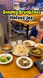 Breakfast with a mix of Desi And Videsi Varieties under one roof Location : Muhammad Ali Society Hafiz Jee #breakfast #andaparatha #paratha #HalwaPuri #nihari #paye #hafizjee | Mac Foodee
