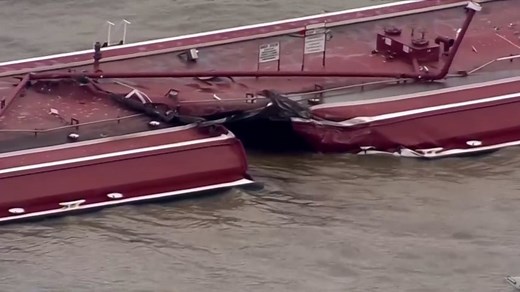 Scramble to contain toxic Houston chemical spill after collision